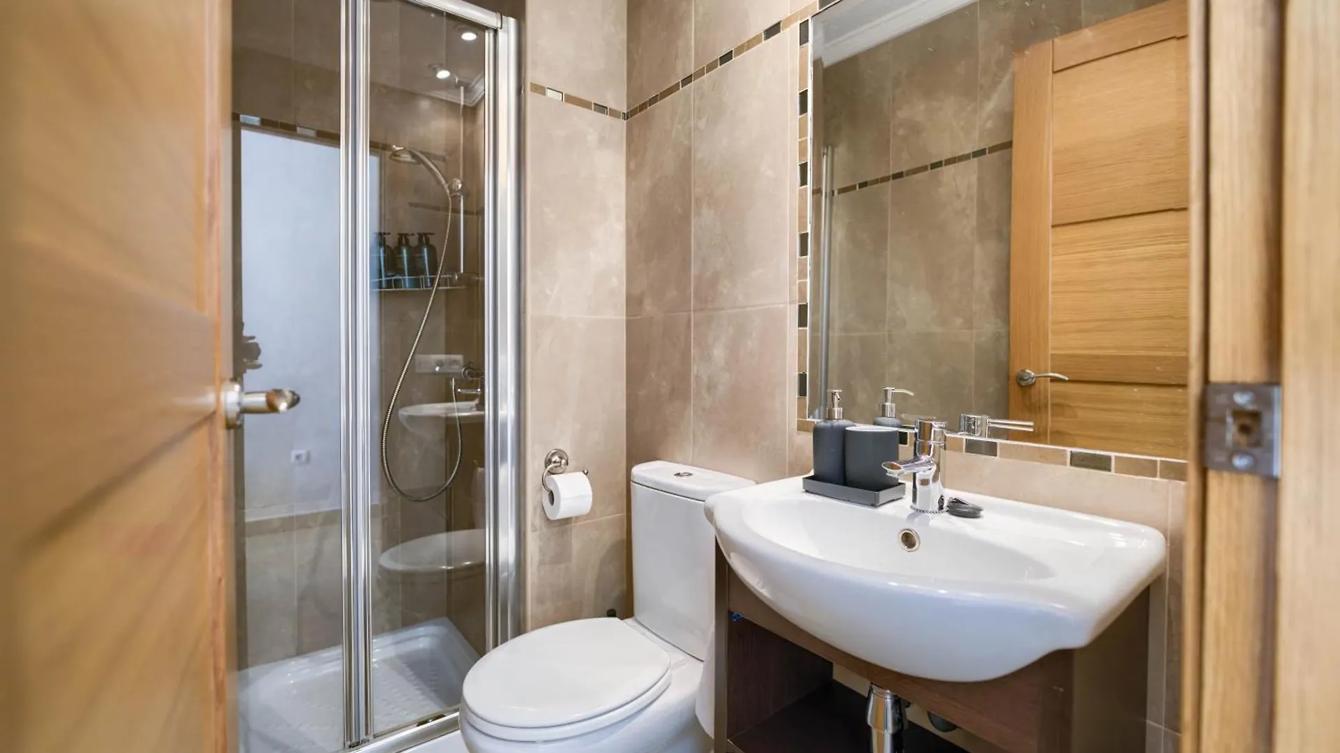 Sevilla Exclusive Apartment - Prime Location